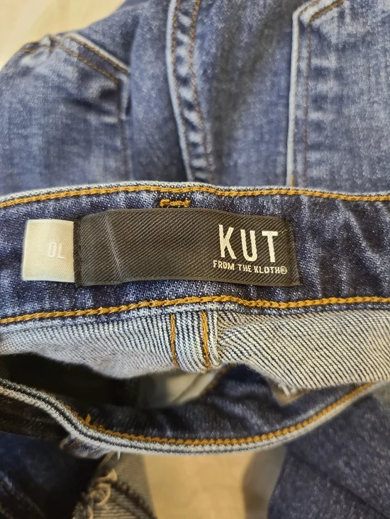 Kut from the Kloth Rachael Fab Ab Mom Jean - Picture 6 of 6